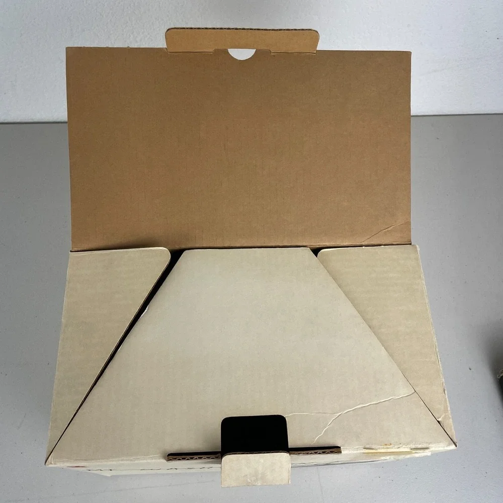 Apple 3.5 Drive A9M0106 floppy disk disc box only 1983